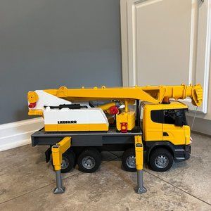 Bruder Crane Truck
